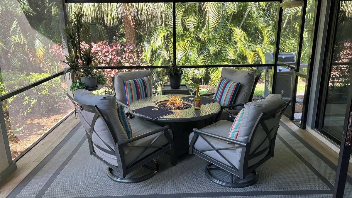Burning Tree Villa | Exclusive Bonita Bay! Recently updated! 3 bdr, 2.5 bath, villa