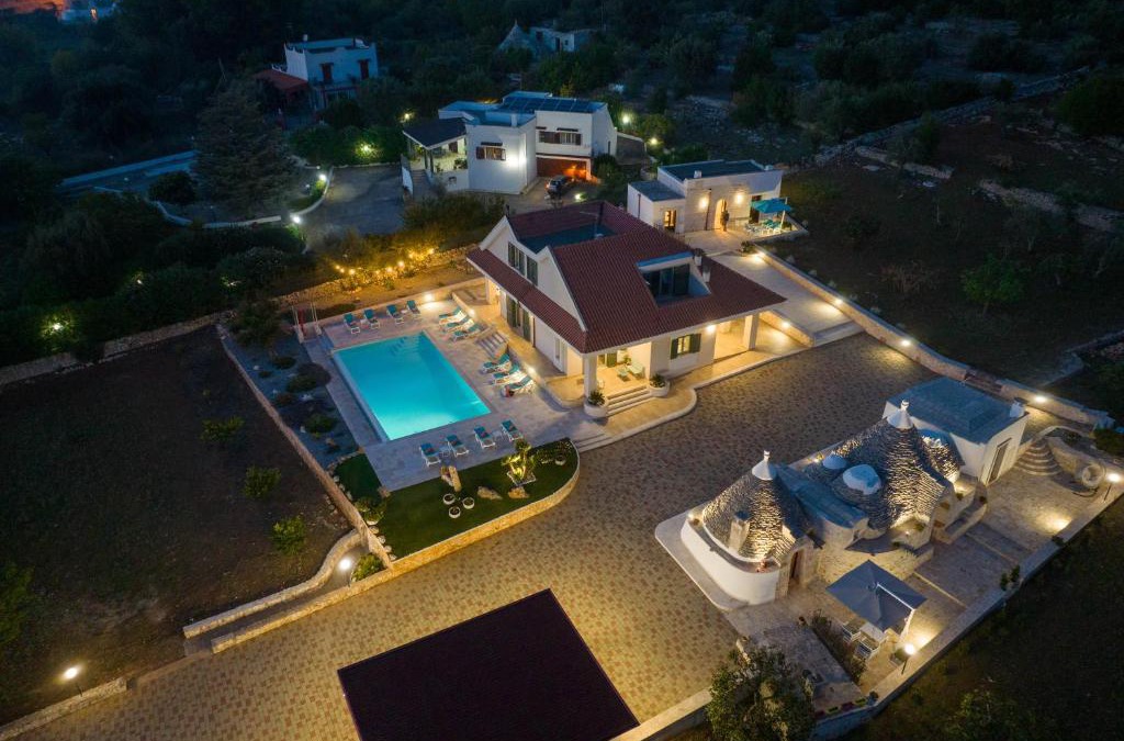 Ceglie Messapica Villa | exclusive luxury villa monte pompilio