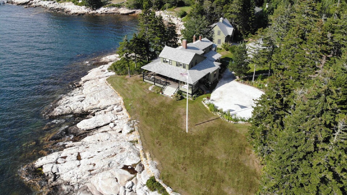 Friendship House | Exclusive oceanfront home, private sandy beach, expansive view, stunning sunsets