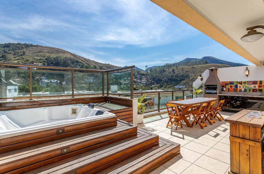 Itaipava Apartment | Exclusive Penthouse with Private Jacuzzi in the Heart of Itaipava