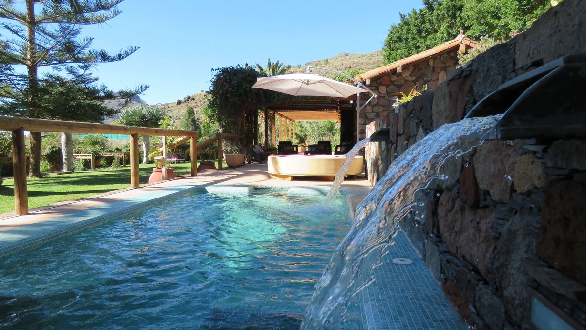 San Bartolome de Tirajana Villa | Exclusive Romantic Villa