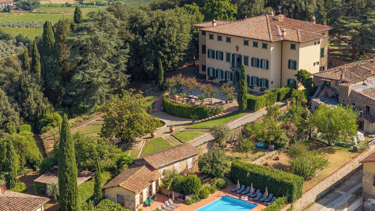 Bucine House | Exclusive Villa 18th century, with pool. Fine winery in Chianti central Tuscany