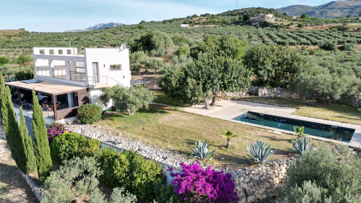 Caltabellotta House | Exclusive villa with private pool in secluded location surrounded by Sicilian olive groves