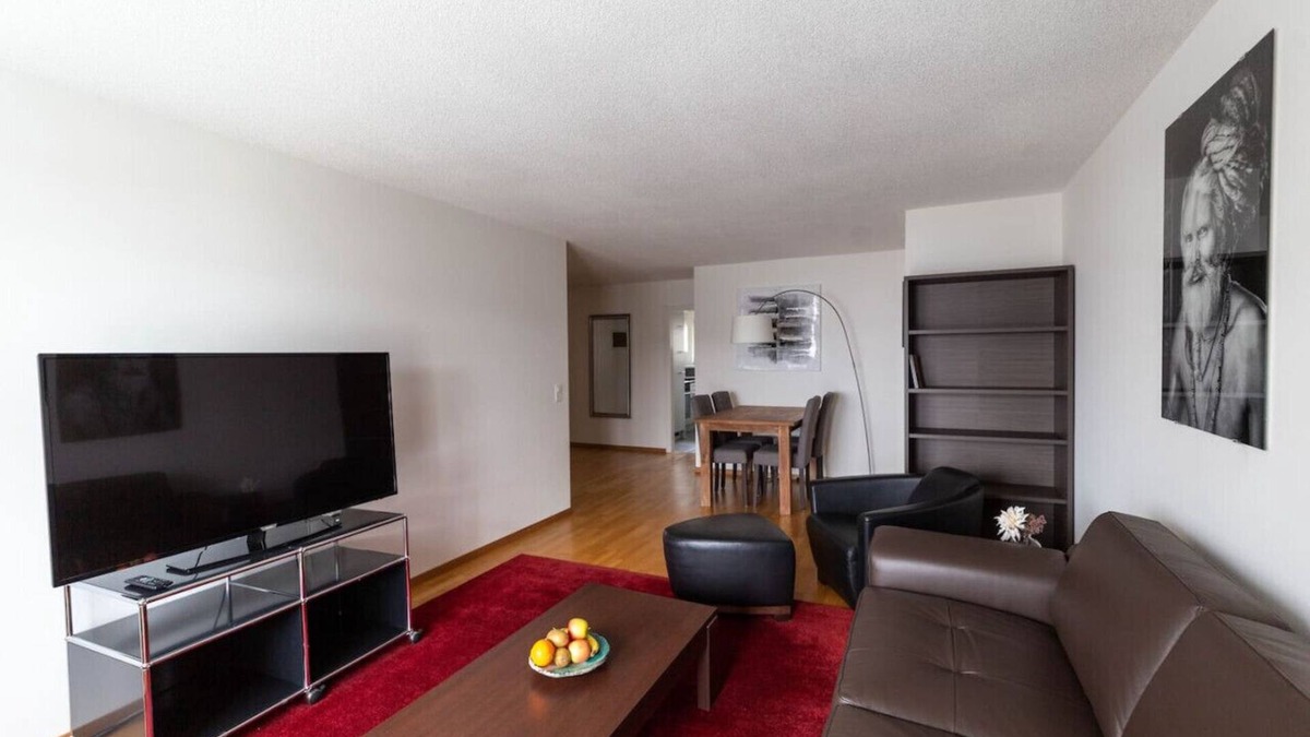 Seefeld Apartment | Executive 2 BD flat/city center (Hösch 5)