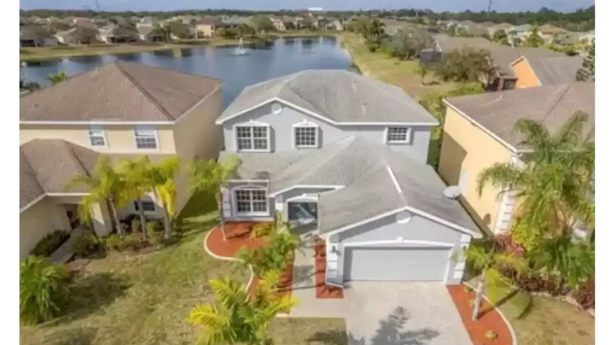 Fort Myers House | Executive Home