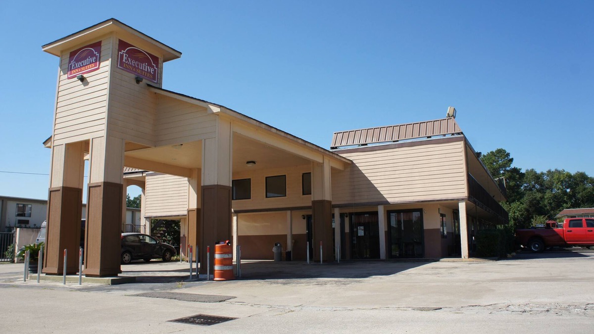 Orange Hotel | Executive Inn & Suites