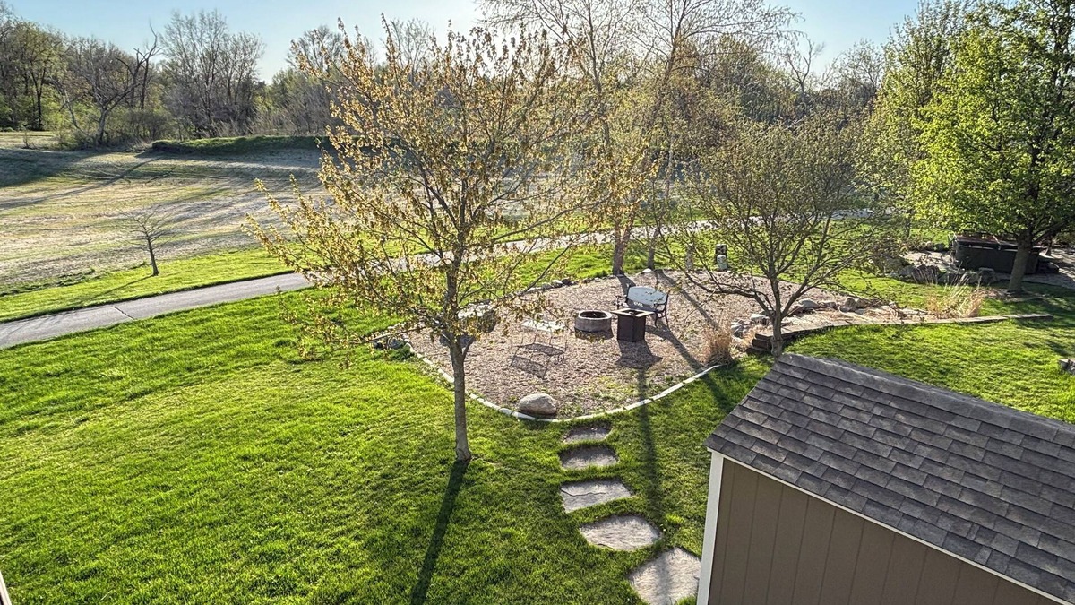 Altoona House | Executive or race horse owners avail 22 day min 4bed 4baths Furn or unfurnished.