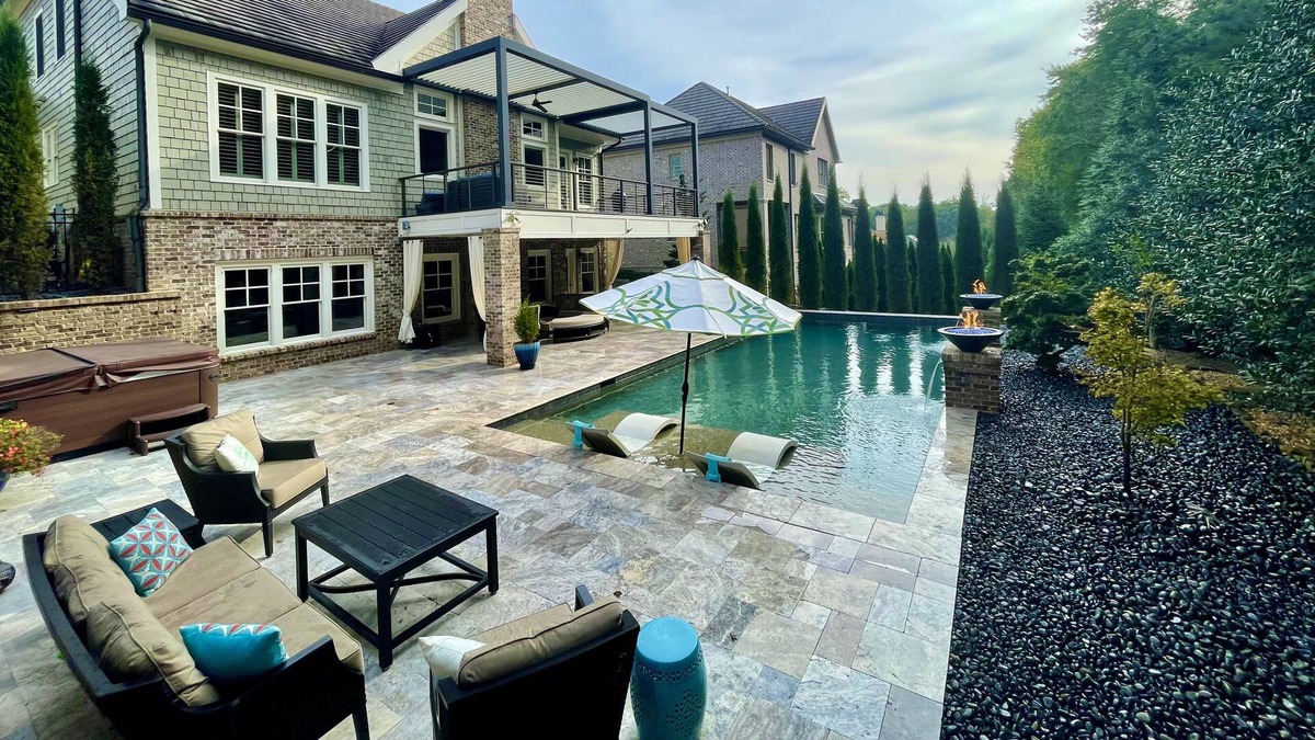 Cumming House | EXECUTIVE Resort/Family Estate POOL+Hot Tub +TESLA Model X (opt)