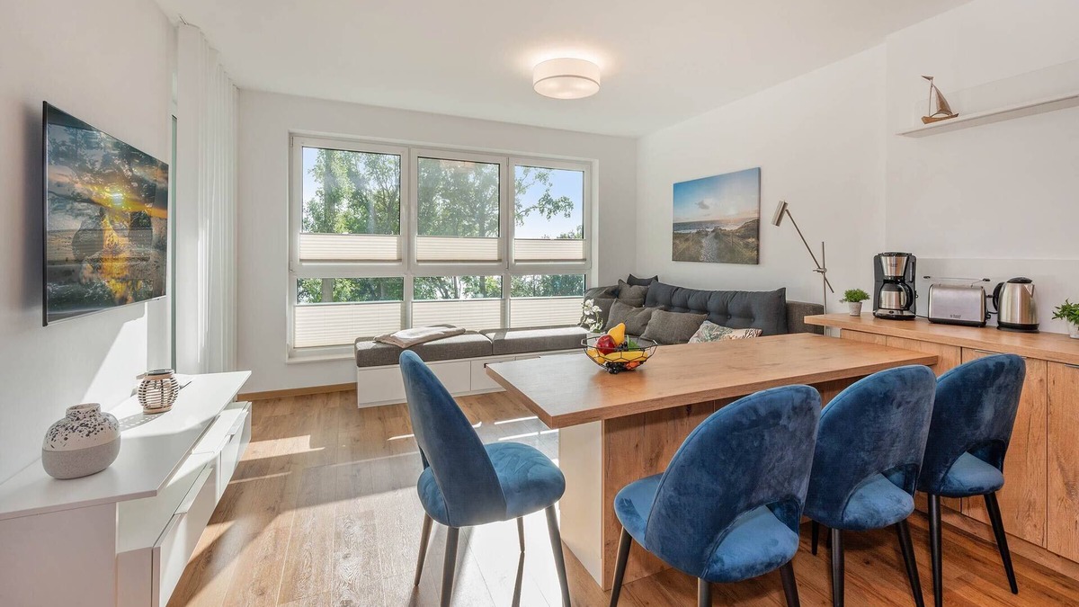 Zirchow Apartment | "exklusives 61m² Apartment mit Haff-blick Ruhige Lage Balkon & Wlan Stellp