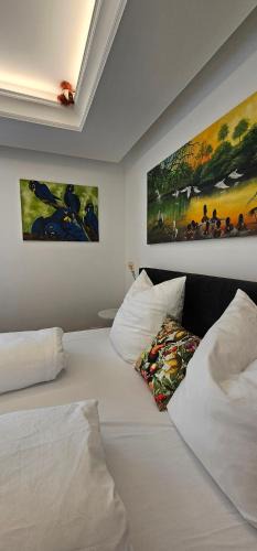 Stuttgart Apartment | Exotic Tropical Palace - ComfyHome Apartments Stuttgart