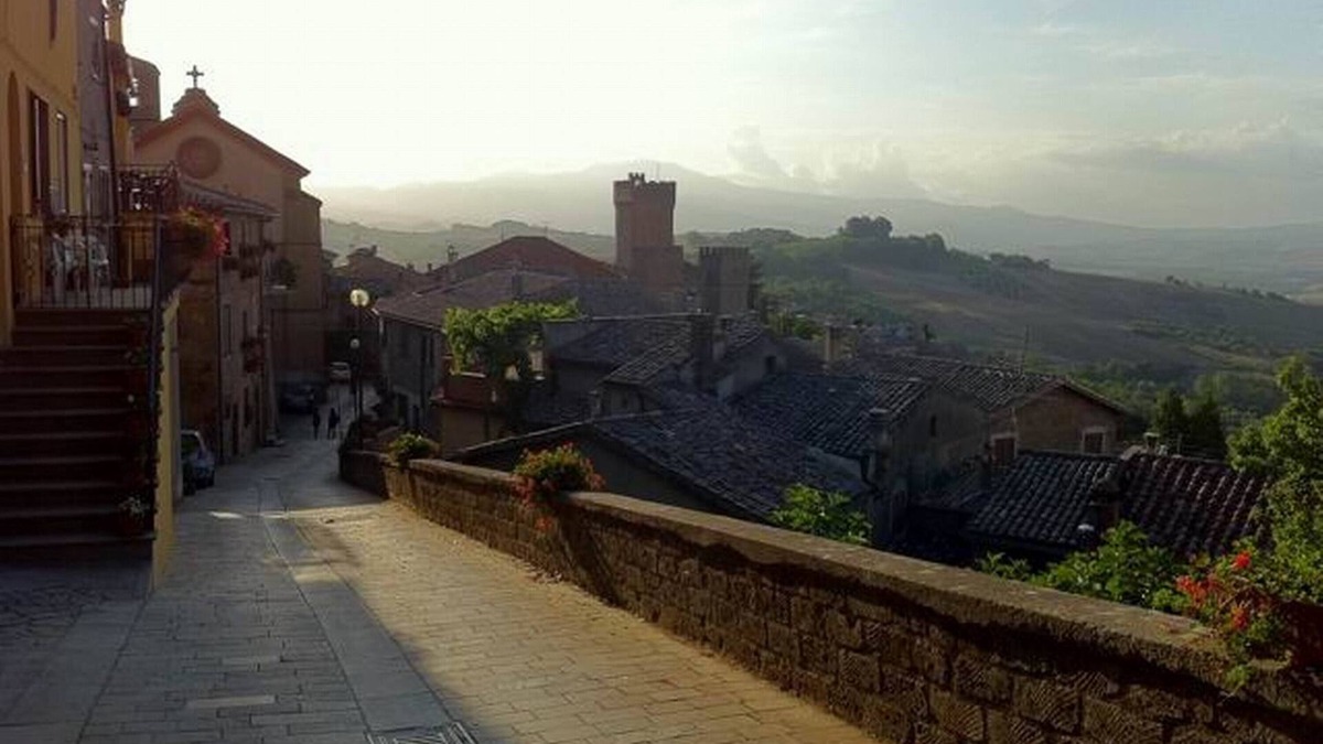 Proceno Apartment | Experience a breathtaking vacation in a castle, restaurant,stunning views