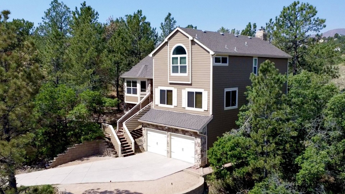 Briargate House | Experience a Christmas Splendor! Spacious Retreat Hidden Kids' Rm Dogs OK!