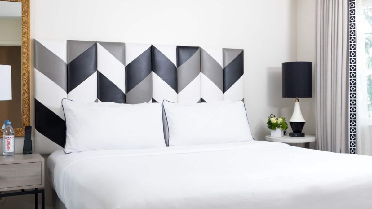 Norma Triangle Hotel | Experience a Luxurious Stay with Rooftop Heated Pool! Four Units, Pet-friendly!