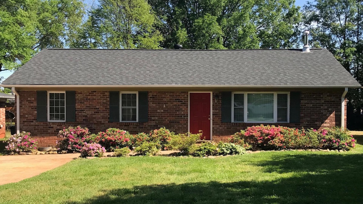 Greenville - Spartanburg House | EXPERIENCE A RETREAT IN THE HEART OF IT ALL!