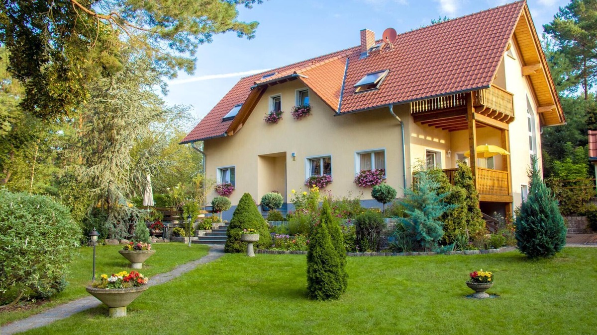 Rahnsdorf Condo | Experience Berlin near the forest and lake