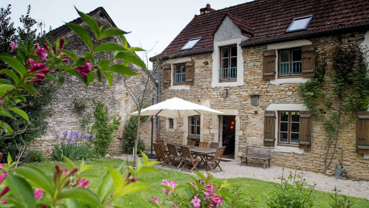 Chassey-le-Camp House | Experience Burgundy !