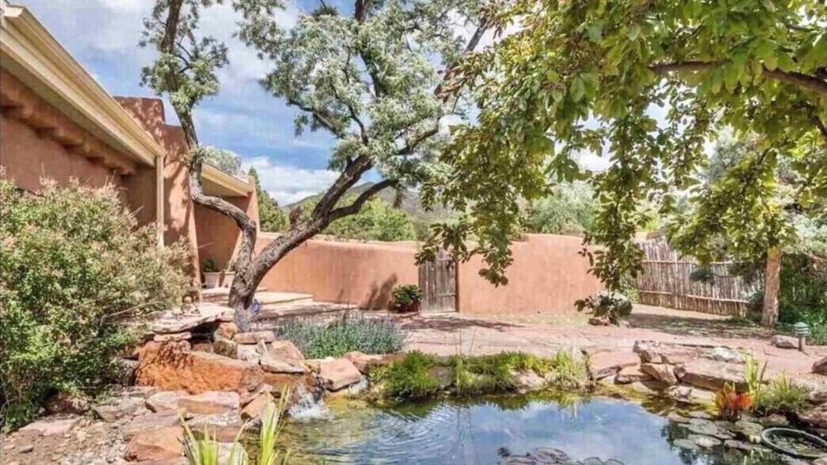 Historic Eastside Condo | Experience charm in Historic Eastside, just a quick 5min drive to Santa Fe Plaza