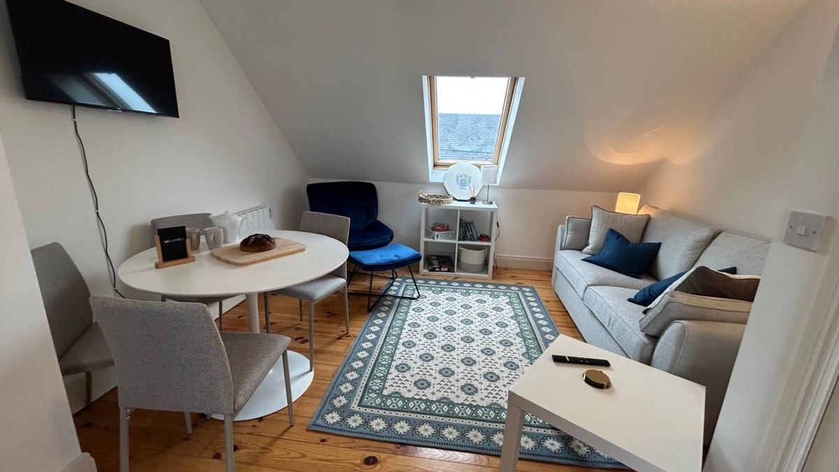 Kinvara Apartment | Experience coastal charm in the heart of Kinvara