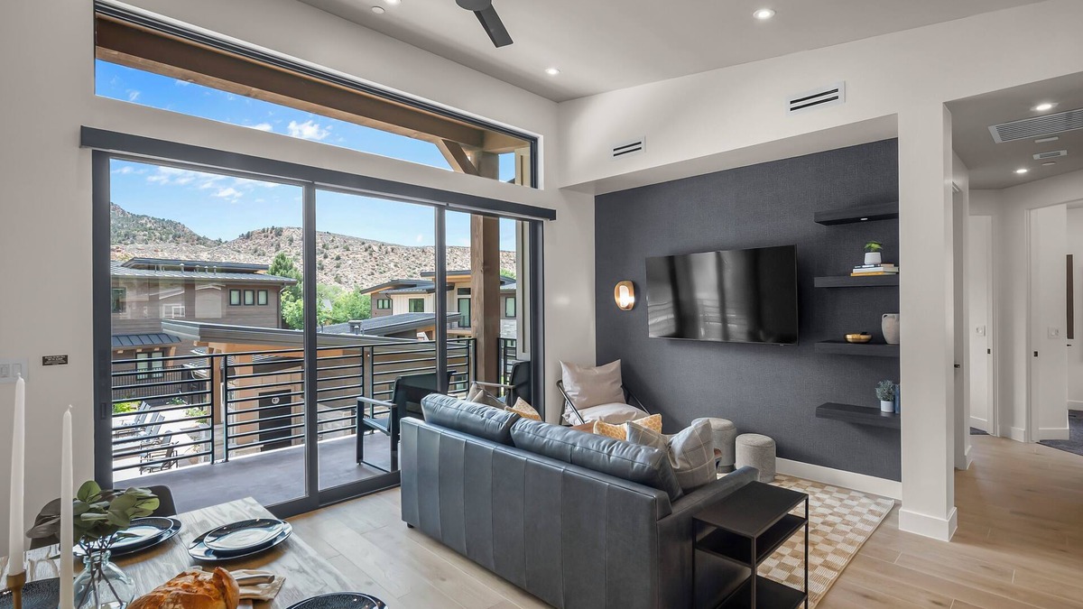 Zion National Park South Entrance Villa | Experience Elegance at the Montclair in Our Luxury Villa