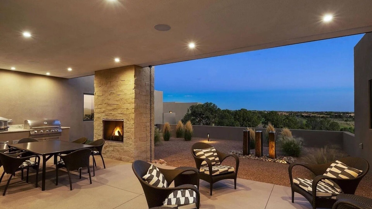 Las Campanas House | Experience Luxury and Serenity at Oso Vista Retreat – Your Perfect Gateway!