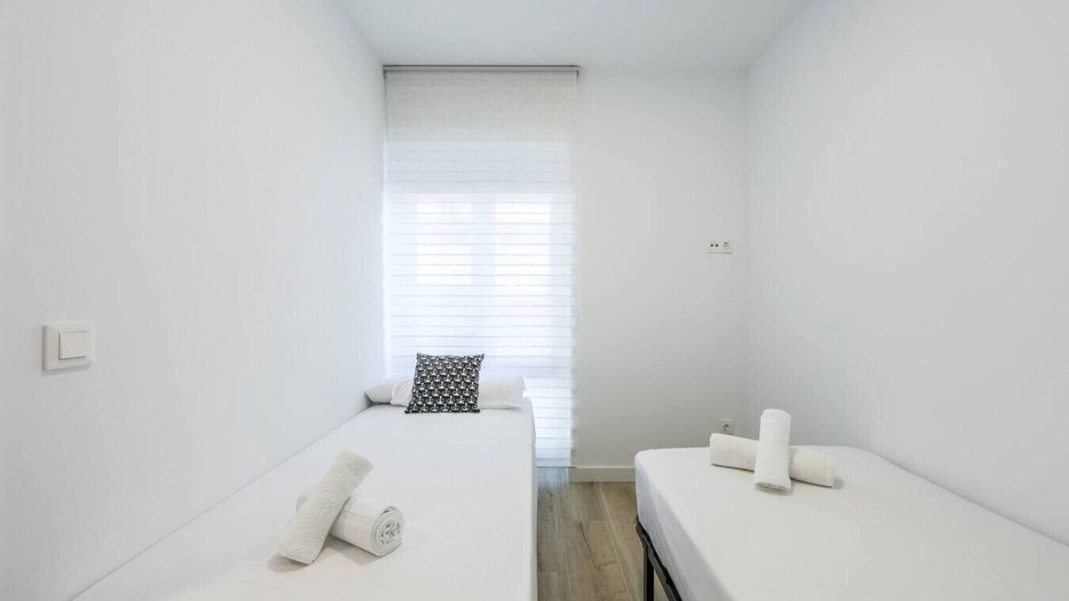 Colonia de la Prensa Apartment | Experience Madrid Like a Local - New Apartment