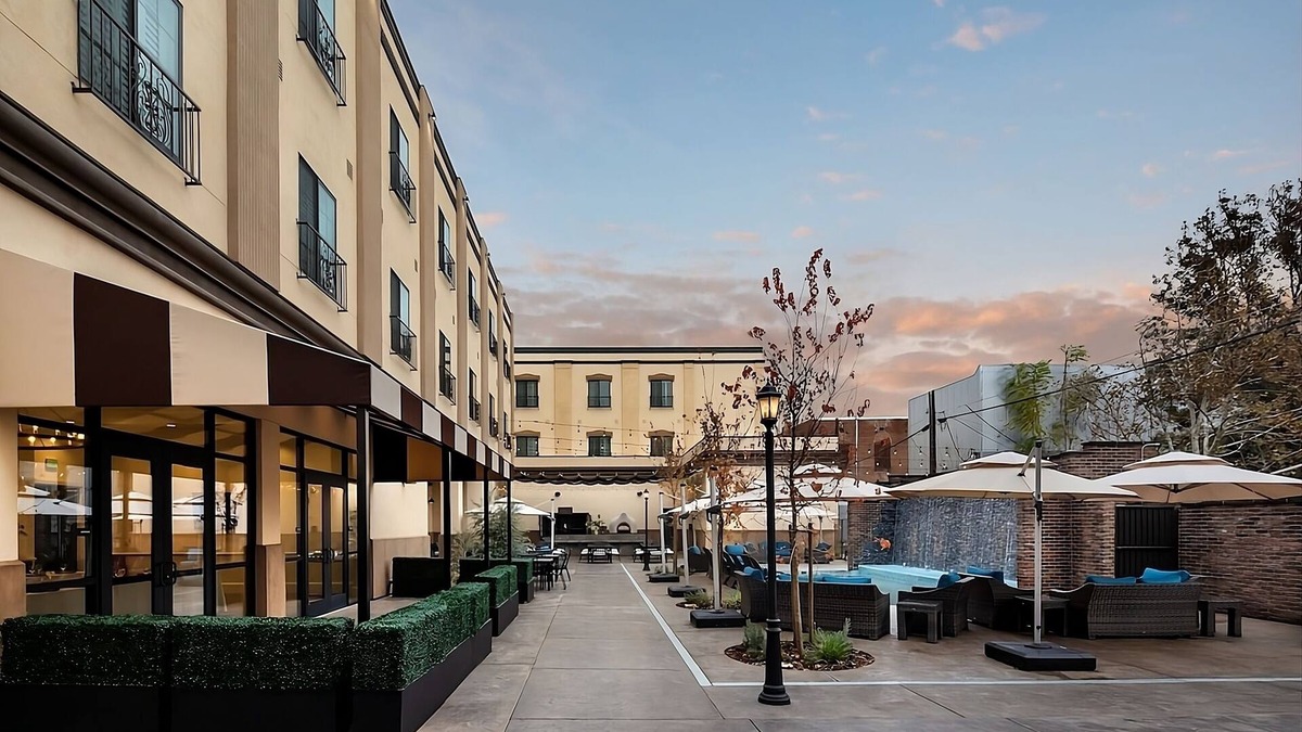 Winters Hotel | Experience Soothing Moments & Luxury! Spacious 1BR with Parking, Pets Allowed!