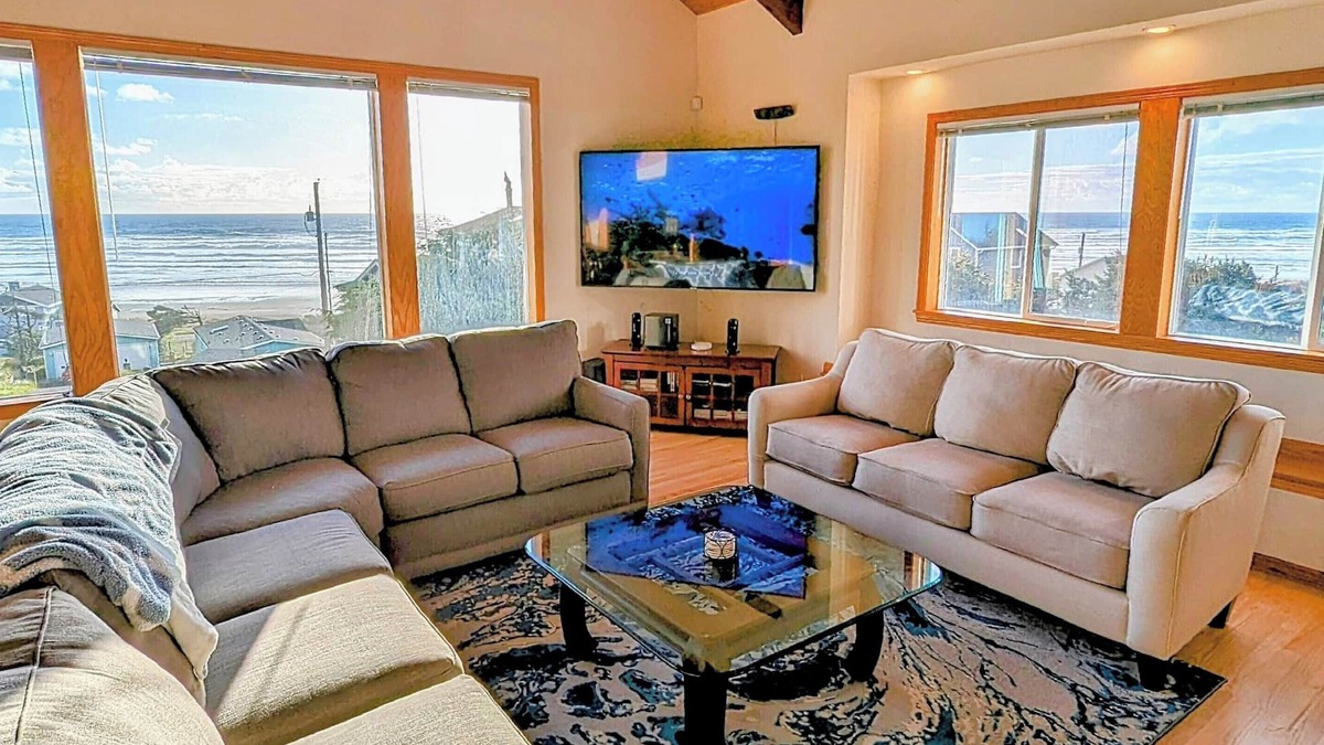 Florence House | Experience Spacious Coastal Living at Seascape - Stunning Views of Heceta Beach