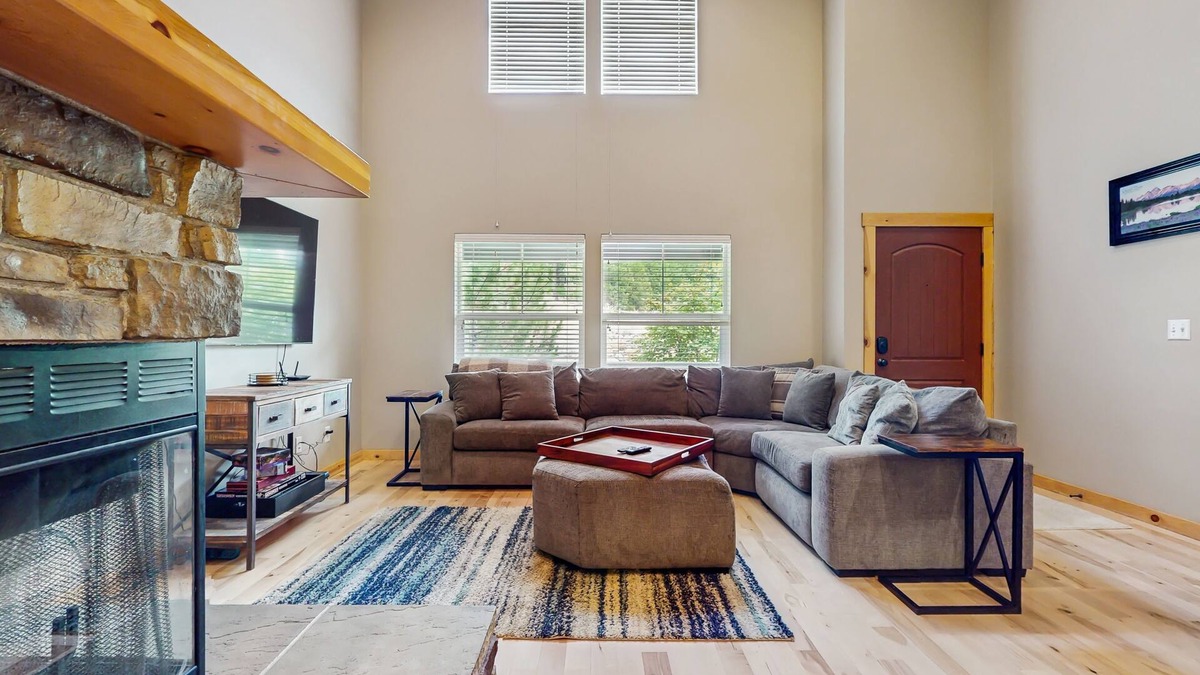Ronald Condo | Experience the best of the Pacific Northwest at the Villages at Roslyn Ridge