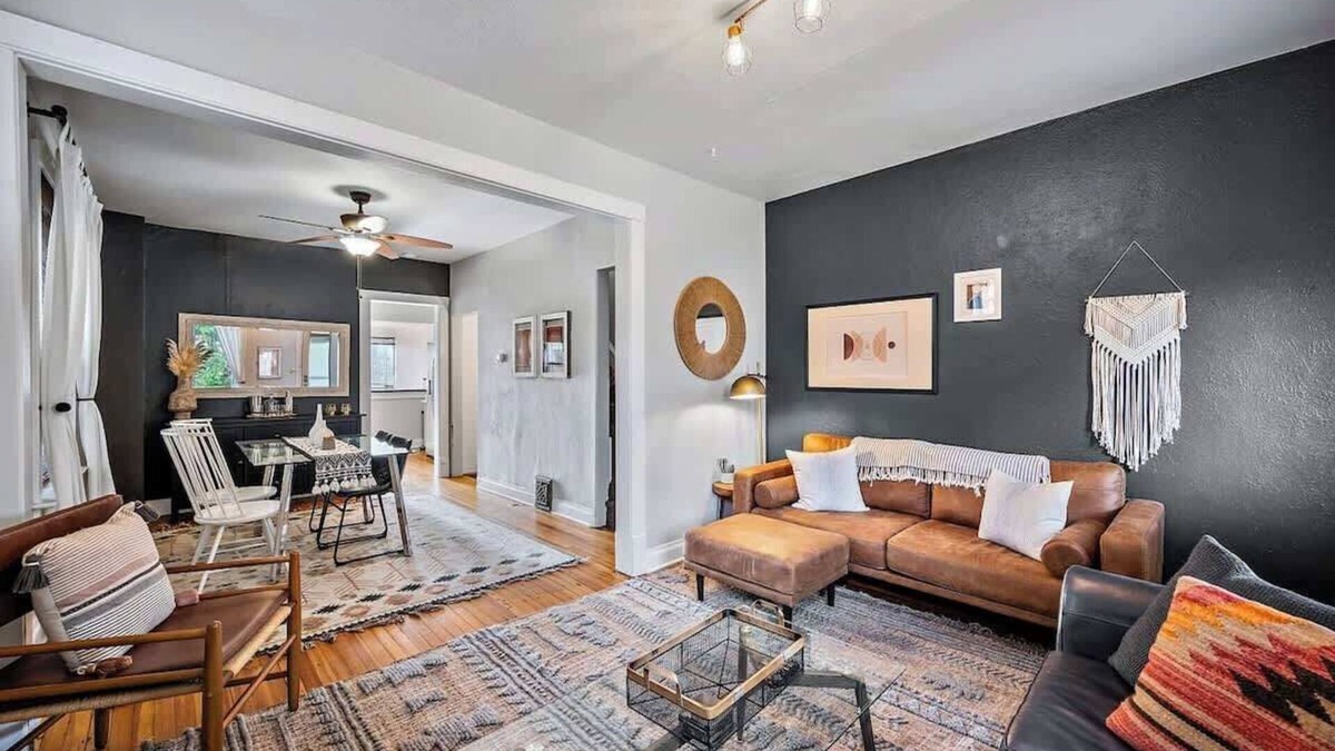 Speer House | Explore Denver From Our Spacious Retreat