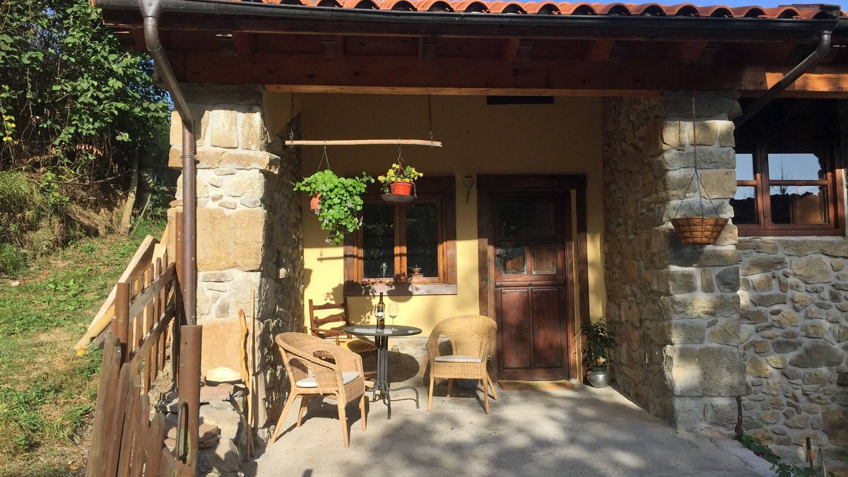 Santovena Apartment | Explore Hidden Spain from La Pipa