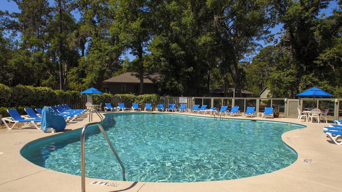 Shipyard Plantation Villa | Explore Hilton Head from 2BR with Kitchen, Pool, Bikes & Nearby Outdoor Fun