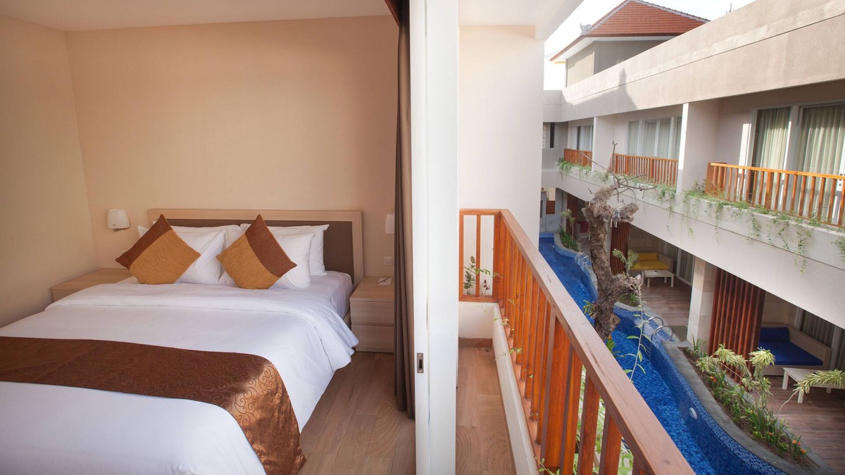 Klungkung Resort | Explore Nusa Lembongan by staying with us in bed side resort.