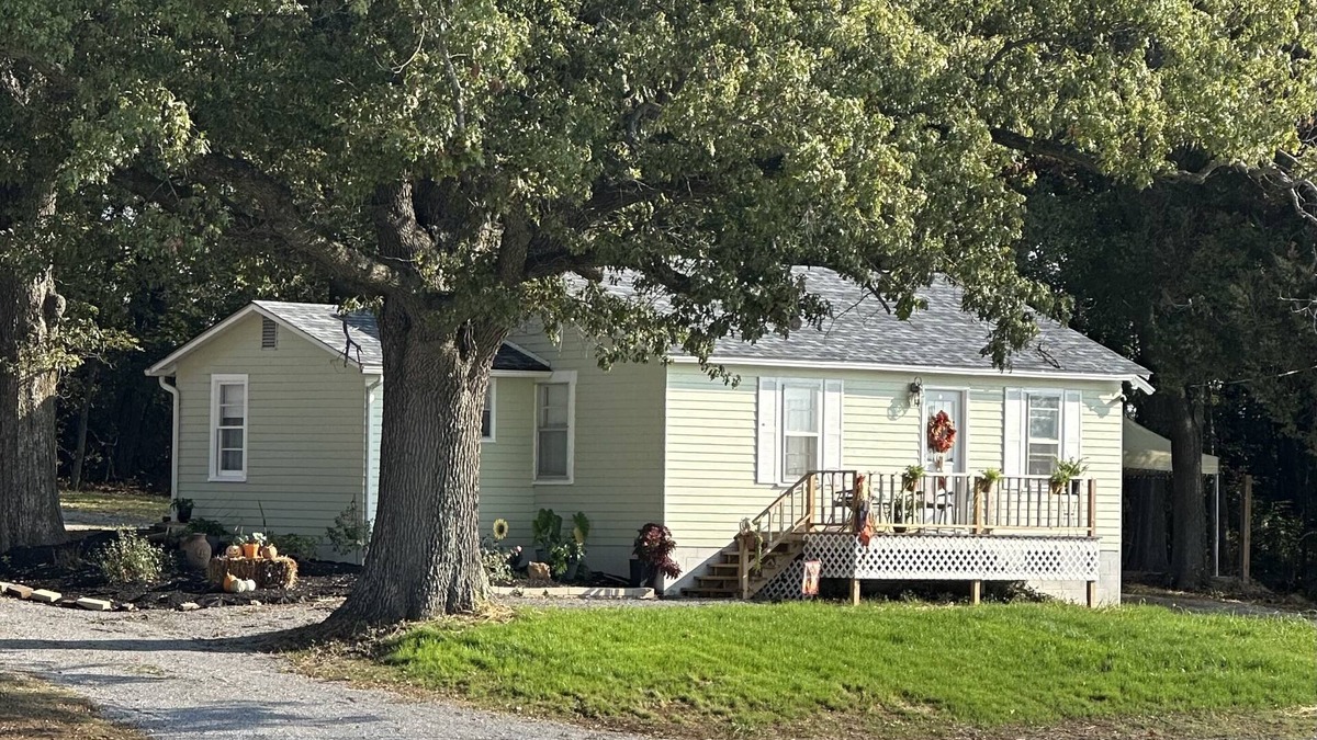 Equality House | Explore the Shawnee National Forest-reserve the SHAWNEE HIDEAWAY