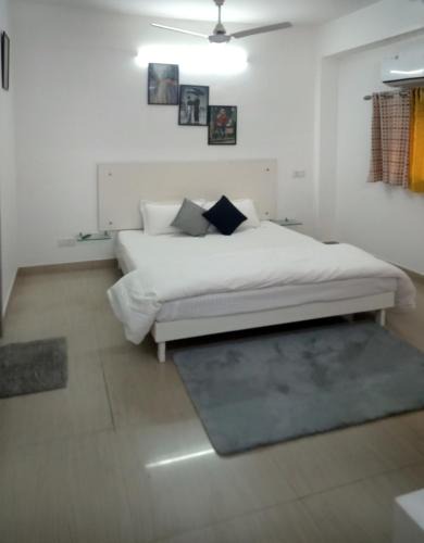 Greater Noida Apartment | Expomart house1bhk