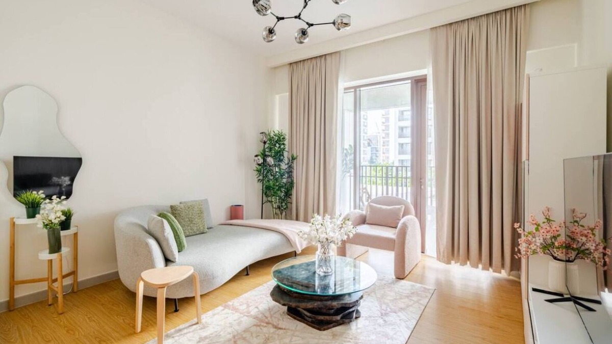 Dubai Apartment | Exquisite 1-Bedroom with Pool Scenery in Dubai Creek Harbour