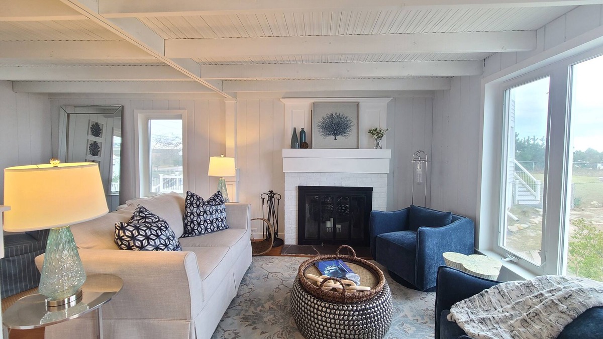 Slaughter Beach House | Exquisite Beachfront Cottage With Panoramic Views