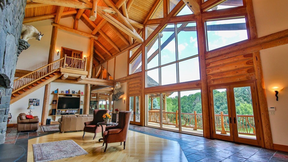 Nazareth House | Exquisite Log Home