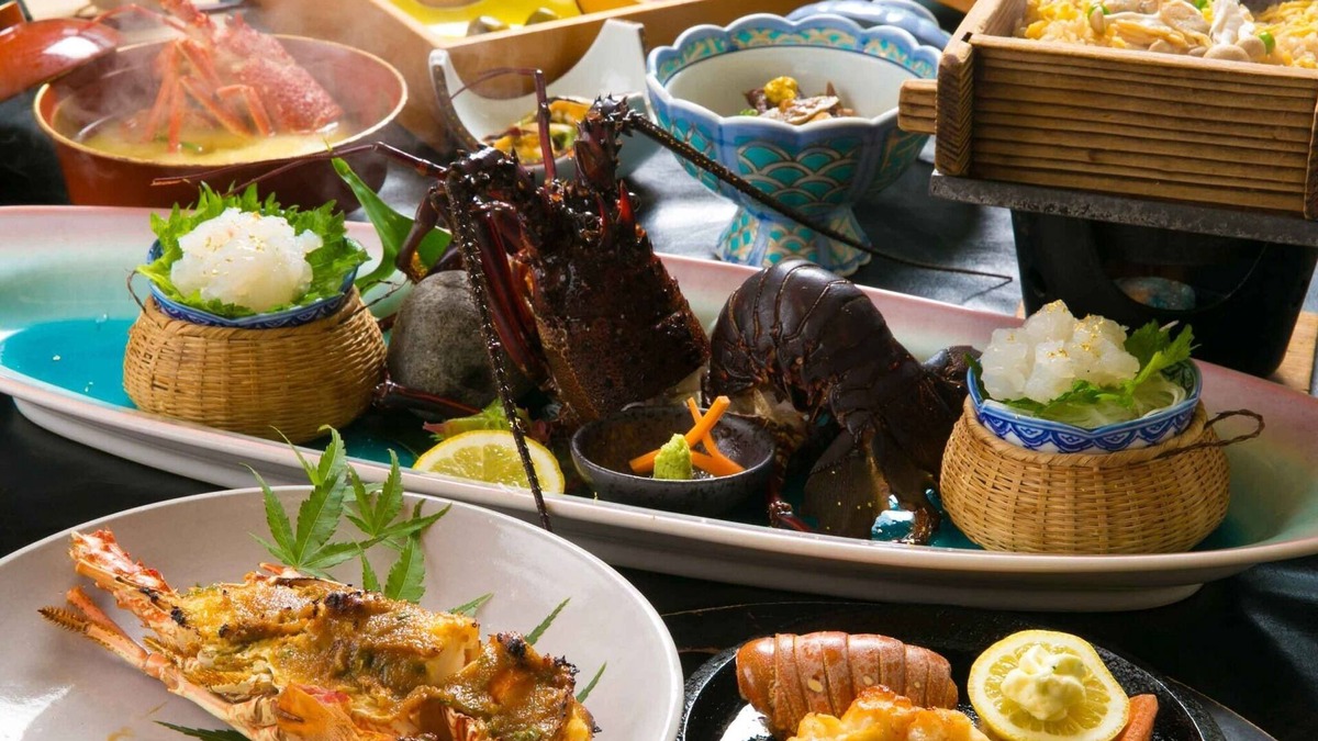 Minamikyushu Hotel | Exquisite spiny lobster Half Board plan Nonsmoking JapaneseWestern Room/Minamikyushu Kagoshima