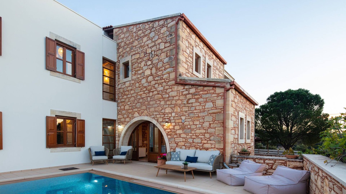 Pigouniana Villa | Exquisite Villa Mesogea with spacious rooms and private pool