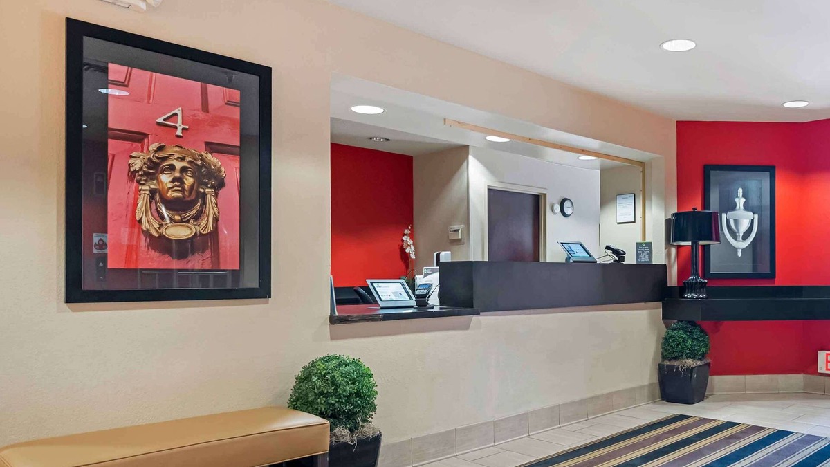 Hanover Park Hotel | Extended Stay America Select Suites Chicago Hanover Park