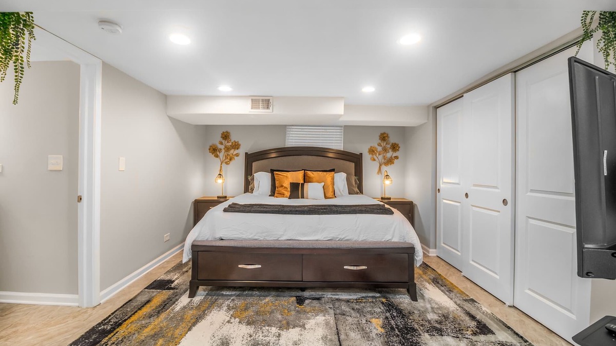 Forestview House | Extended Stay Berwyn FHS Rental