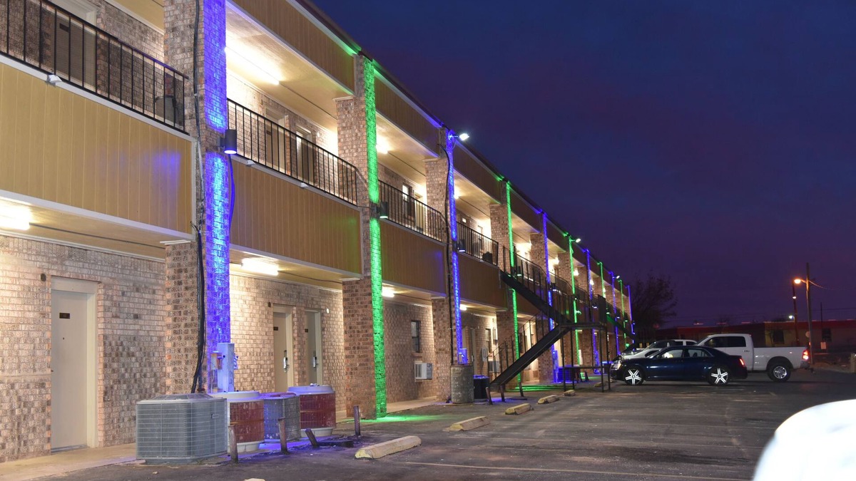 Ira Hotel | Extended Stay Snyder