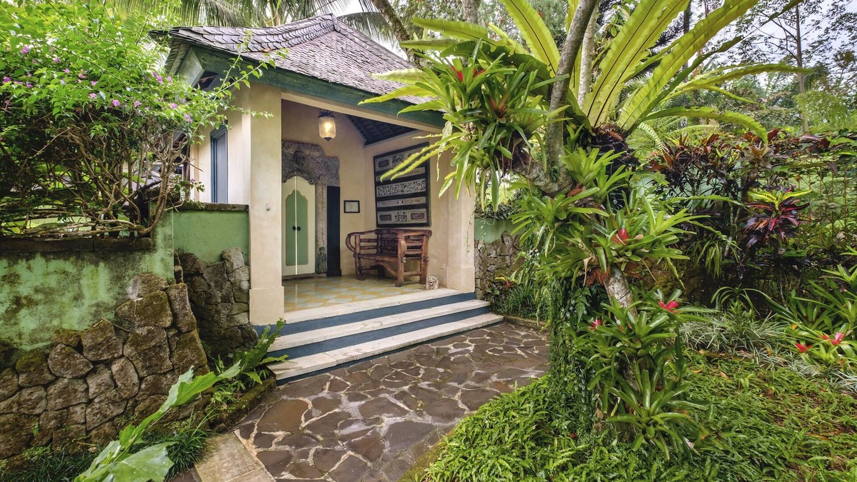 Kerta Villa | Extraordinary Escape with head-turning Style in Nature for Families