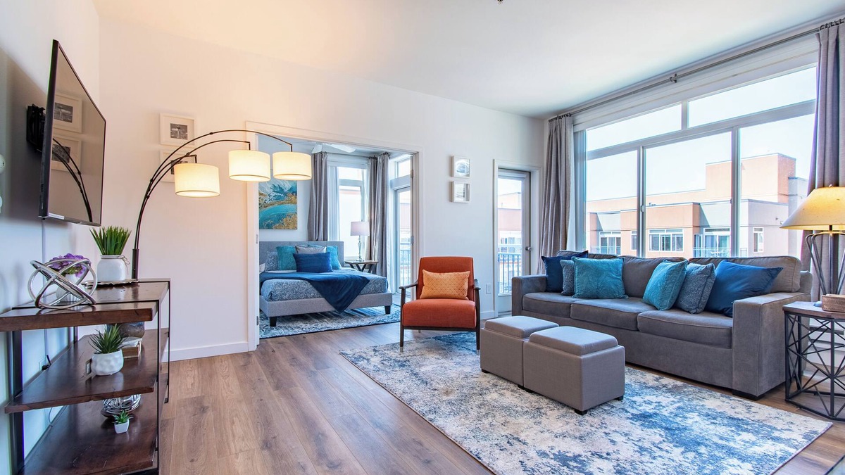 Belltown Condo | Extravagant 2 BR Penthouse in Heart of the City