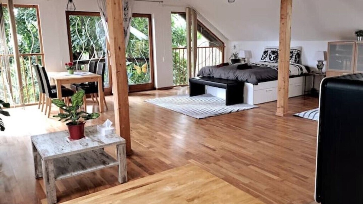 Thondorf Apartment | Extravagantes Studio: Stadtrand Graz Nähe Magna