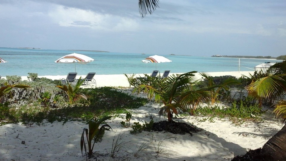 Rolleville Apartment | Exuma's Best kept Secret