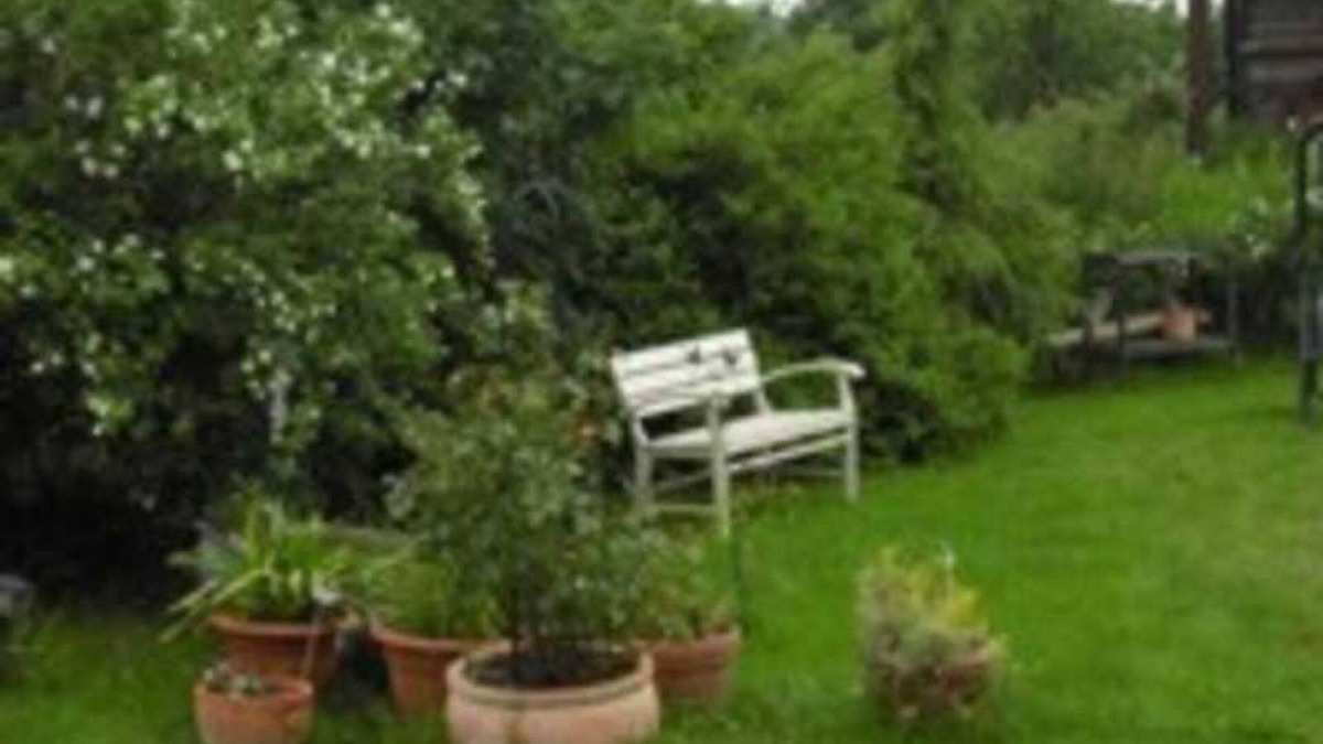 Laage Apartment | EZ 4 - Ursula, Precht