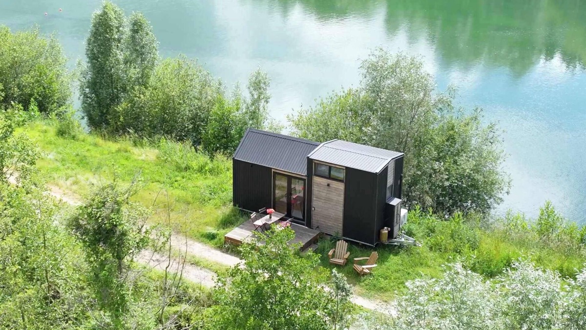 Ezy-sur-Eure House | Ezy House 1 by Tiny Away