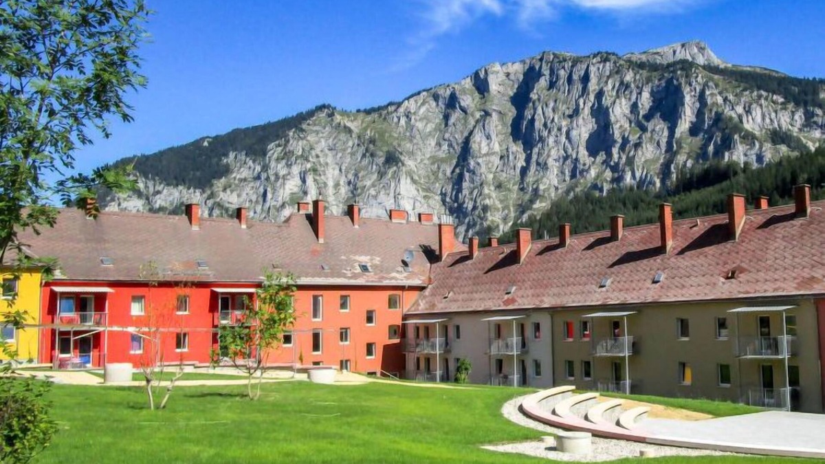 Eisenerz House | für bis zu 27 Personen mit Sauna by Interhome