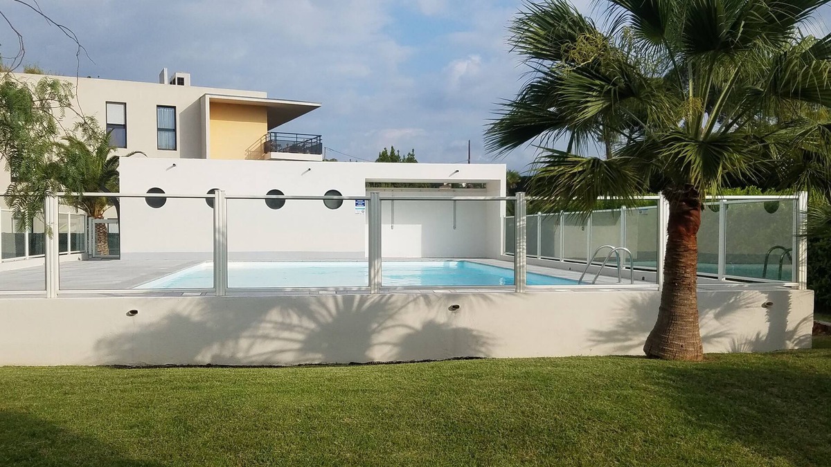 Saint-Jean Apartment | F1 36m2 with terrace and private parking.